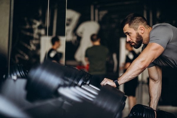 6 Side Effects & 4 Benefits Of Winstrol